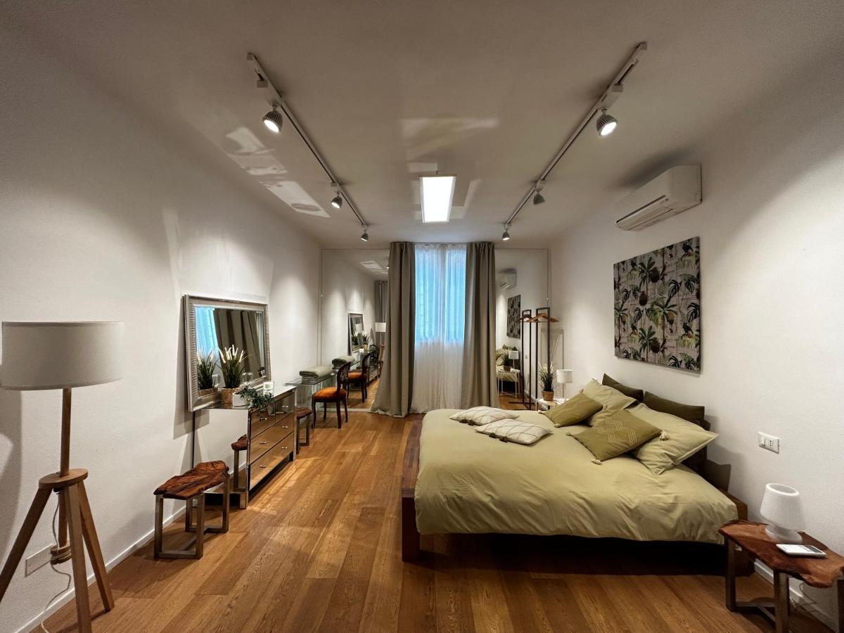 פררה Interno4Home: In Centro Storico Con Posto Auto מראה חיצוני תמונה