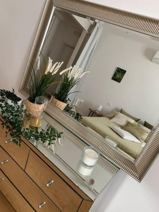 פררה Interno4Home: In Centro Storico Con Posto Auto מראה חיצוני תמונה